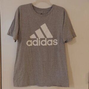 Adidas Women’s Gray Tshirt Size Large Comfy All seasons  Activewear sporty gift